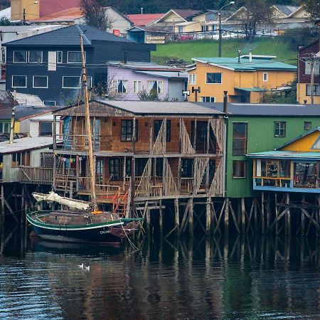 Hostal Palafito Waiwen Castro Luaran gambar