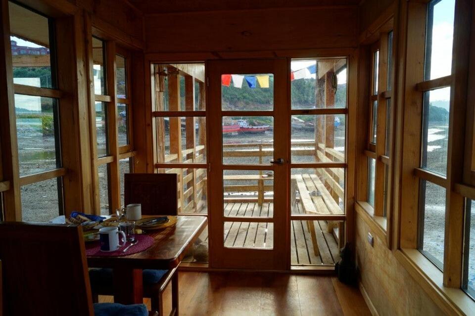 Hostal Palafito Waiwen Castro Luaran gambar